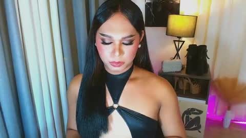Snapshot of caprize_diva chatting on July 7, 2026, 2:25 am caprize_diva online show from July 7, 2026, 2:25 am