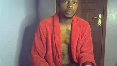Snapshot of capt_ain chatting on April 27, 2026, 2:04 pm Captain online show from April 27, 2026, 2:04 pm
