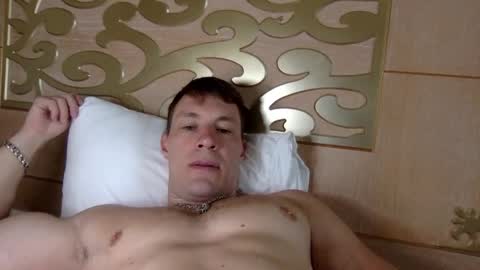 Snapshot of capt_oliver chatting on April 23, 2026, 8:24 am follow my twitter online show from April 23, 2026, 8:24 am