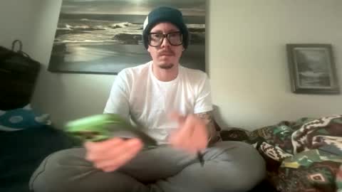 Snapshot of captaincumgun chatting on February 1, 2026, 10:08 pm Captaincumgun online show from February 1, 2026, 10:08 pm