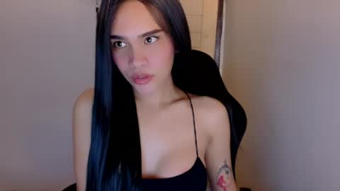 Snapshot of captivatinghailey_ chatting on June 18, 2026, 6:02 am HAILEY online show from June 18, 2026, 6:02 am