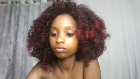 Snapshot of carababey chatting on April 21, 2026, 12:34 am carababey online show from April 21, 2026, 12:34 am