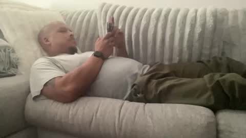 Snapshot of caramelizedzeus chatting on November 21, 2025, 6:06 pm caramelizedzeus online show from November 21, 2025, 6:06 pm