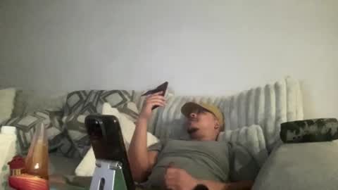 Snapshot of caramelizedzeus chatting on April 13, 2026, 8:31 am caramelizedzeus online show from April 13, 2026, 8:31 am