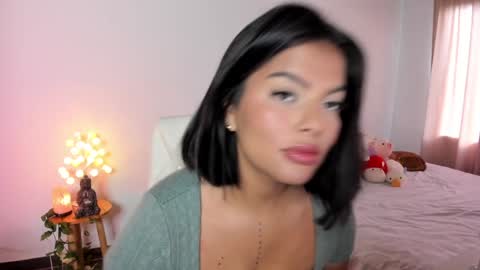              online show from January 2, 2025, 9:50 pm