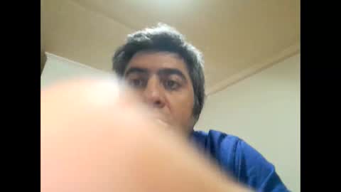 Snapshot of caravibugue chatting on May 27, 2026, 10:29 pm caravibugue online show from May 27, 2026, 10:29 pm
