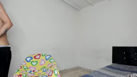 Carlos and Cristian  online show from February 4, 2025, 2:43 pm