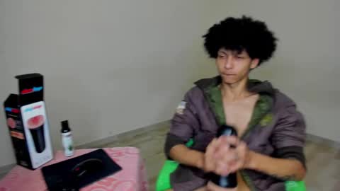 Carlos and Cristian  online show from September 10, 2025, 4:45 am