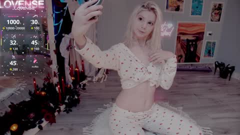 NONA    follow online show from November 6, 2025, 5:19 am