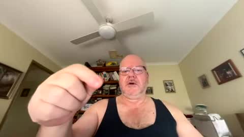 Snapshot of careroz chatting on July 22, 2026, 1:41 am careroz online show from July 22, 2026, 1:41 am