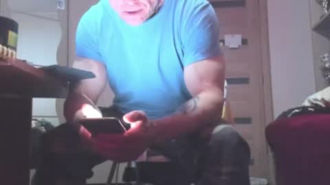 Laz online show from April 14, 2026, 6:52 am