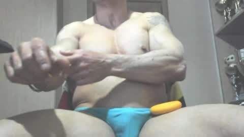 Snapshot of carin_the_body chatting on April 19, 2026, 6:21 pm Laz online show from April 19, 2026, 6:21 pm