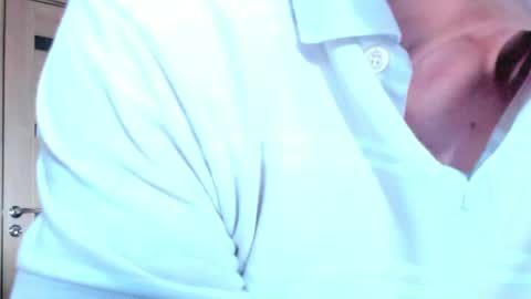 Snapshot of carin_the_body chatting on May 17, 2026, 1:29 pm Laz online show from May 17, 2026, 1:29 pm