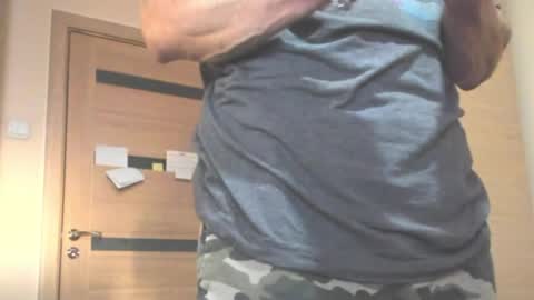 Snapshot of carin_the_body chatting on May 19, 2026, 3:13 am Laz online show from May 19, 2026, 3:13 am