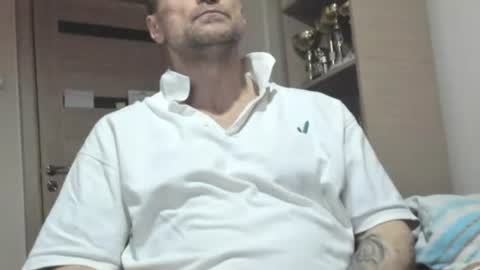Laz online show from June 14, 2026, 2:35 am