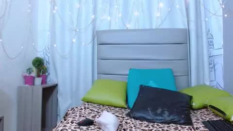 carina_lopez707 online show from February 24, 2026, 4:27 pm