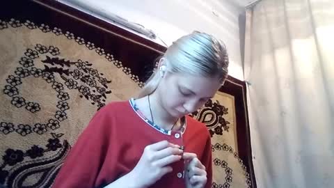 Snapshot of carissaalderson chatting on May 7, 2026, 2:50 am Kira online show from May 7, 2026, 2:50 am