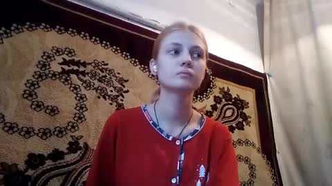 Snapshot of carissaalderson chatting on May 11, 2026, 2:17 am Kira online show from May 11, 2026, 2:17 am