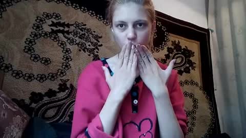 Snapshot of carissaalderson chatting on May 23, 2026, 3:23 am Kira online show from May 23, 2026, 3:23 am