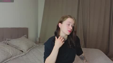 Snapshot of carissaolivo chatting on November 22, 2025, 10:58 am Elena online show from November 22, 2025, 10:58 am