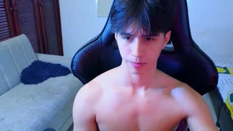 carl_dixon online show from November 21, 2025, 8:29 pm