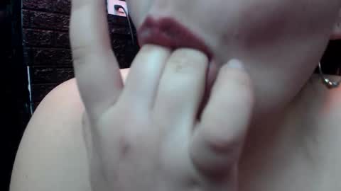 carla_999 online show from October 4, 2025, 2:04 pm