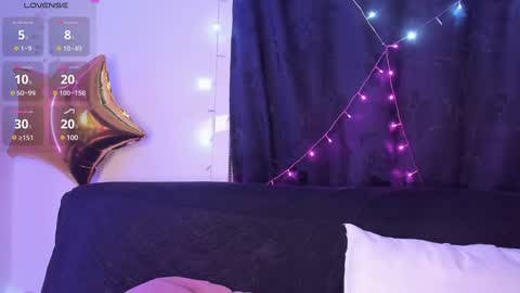 Snapshot of carla_smith__ chatting on January 18, 2025, 7:59 am Carla online show from January 18, 2025, 7:59 am