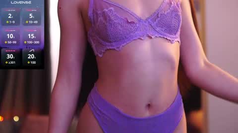 CarlaGavin online show from February 19, 2025, 10:56 am