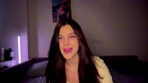 Alina online show from July 17, 2026, 4:34 pm