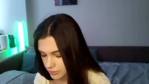Alina online show from July 28, 2026, 1:21 pm