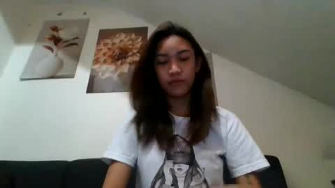 CARLA online show from May 22, 2026, 10:37 pm