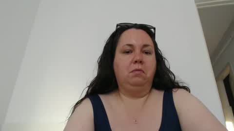 Carlaruth online show from April 19, 2026, 4:12 am