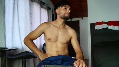 sebasfit online show from December 24, 2024, 3:58 pm