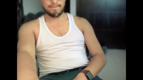 Snapshot of carlcarlinches4 chatting on January 20, 2025, 4:01 pm carlcarlinches4 online show from January 20, 2025, 4:01 pm