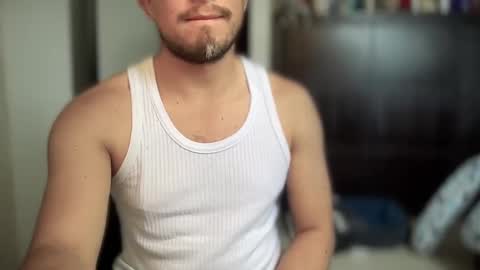 Snapshot of carlcarlinches4 chatting on March 3, 2025, 4:35 pm carlcarlinches4 online show from March 3, 2025, 4:35 pm