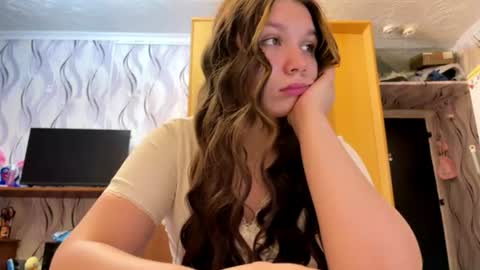 Snapshot of carleegarbutt chatting on July 19, 2026, 2:10 pm Sally online show from July 19, 2026, 2:10 pm