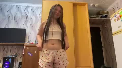 Snapshot of carleegarbutt chatting on July 29, 2026, 1:09 pm Sally online show from July 29, 2026, 1:09 pm