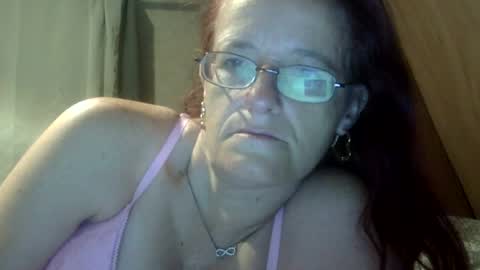 Snapshot of carleeswoman08 chatting on June 22, 2026, 11:40 am carleeswoman08 online show from June 22, 2026, 11:40 am