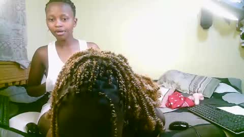 carlex_ online show from March 3, 2025, 8:32 pm