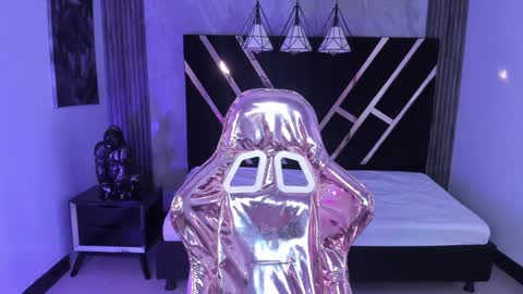 CARLYE   online show from February 8, 2025, 4:03 am