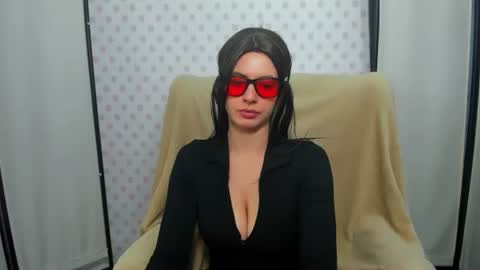 CarliSoSexy online show from July 28, 2026, 7:39 pm