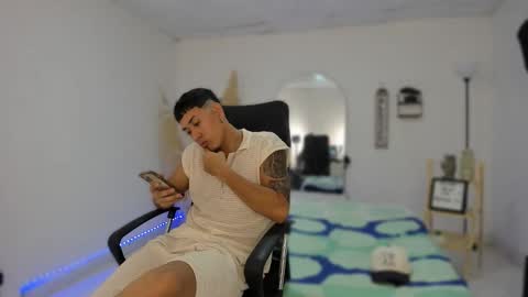 master online show from October 26, 2025, 2:45 pm