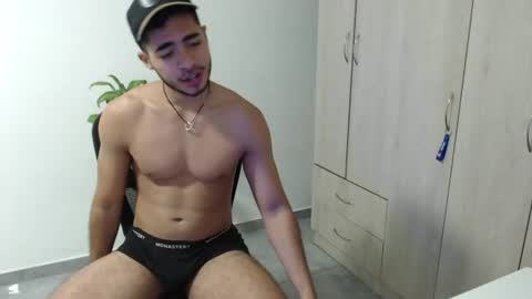 Snapshot of carlitospuma_ chatting on July 24, 2026, 3:48 am Carlitos online show from July 24, 2026, 3:48 am