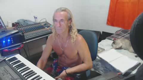 carlos online show from March 28, 2026, 2:11 am