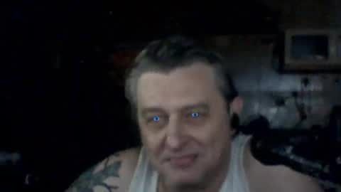 carlos712009 online show from April 4, 2026, 6:44 am