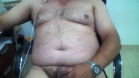 carlos8711 online show from July 26, 2026, 10:00 am