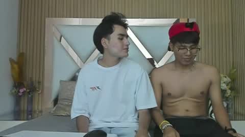 CarlosANDMaicol online show from July 18, 2026, 7:17 pm