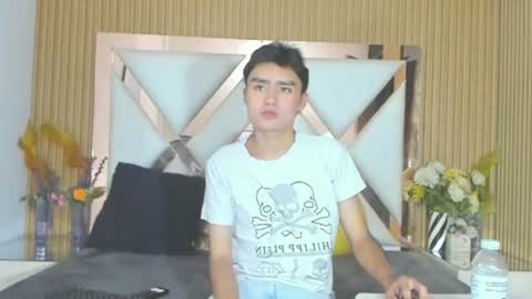 CarlosANDMaicol online show from July 25, 2026, 7:33 pm
