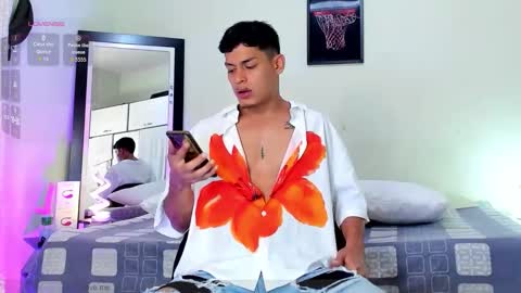 Snapshot of carloshero69 chatting on April 29, 2026, 7:42 pm carloshero69 online show from April 29, 2026, 7:42 pm