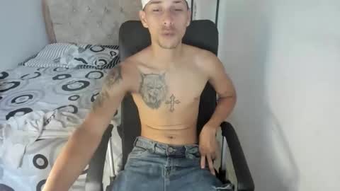 carlossmi01 online show from October 1, 2025, 1:39 pm